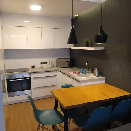 White Baltin Apartman Mielenko